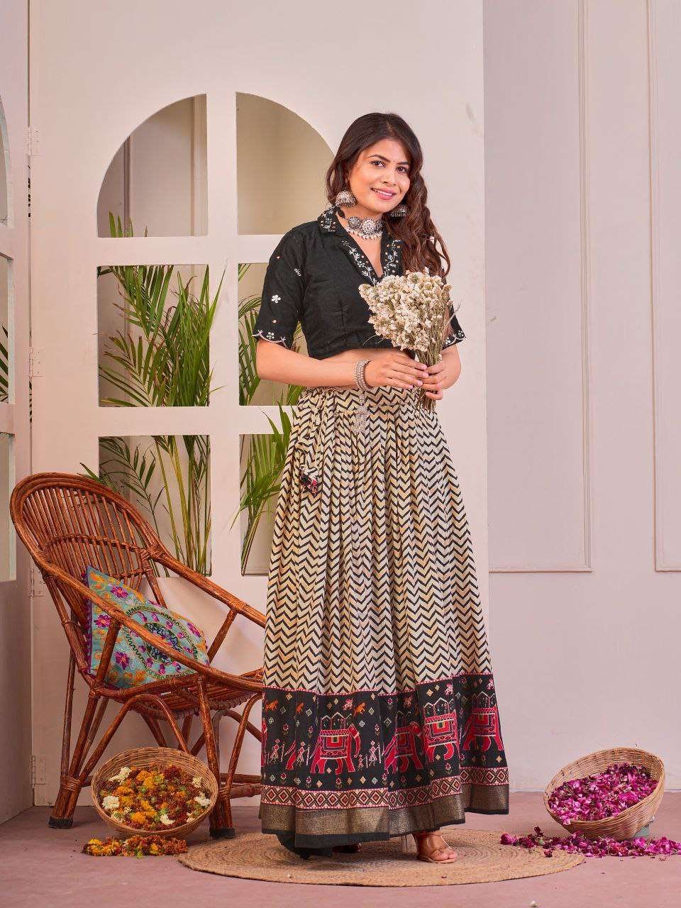 Women's Tussar Silk Patola Print Lehenga Choli Set with Foil Work - Image 11